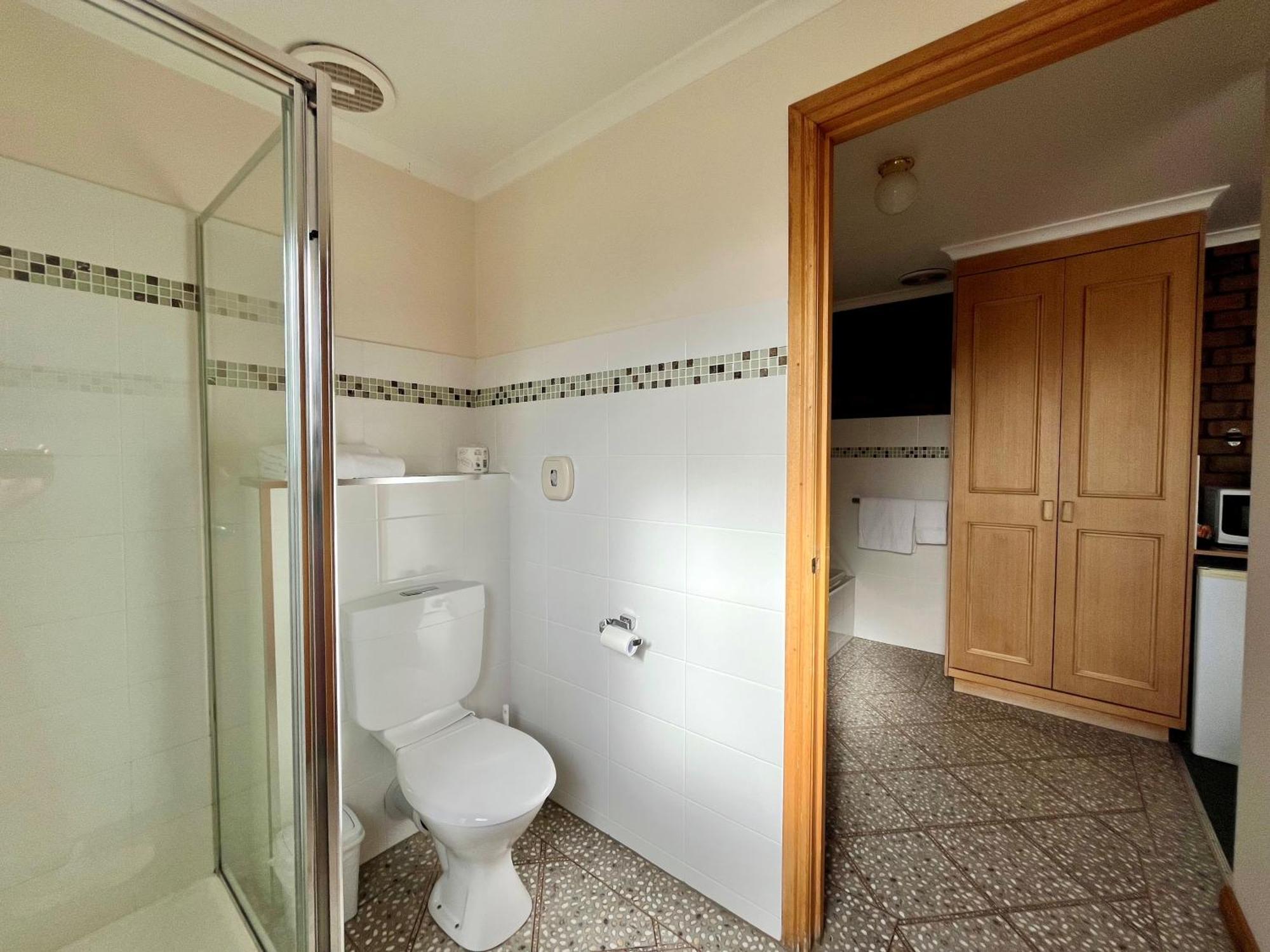 City Colonial Motor Inn Мілд'юра Екстер'єр фото